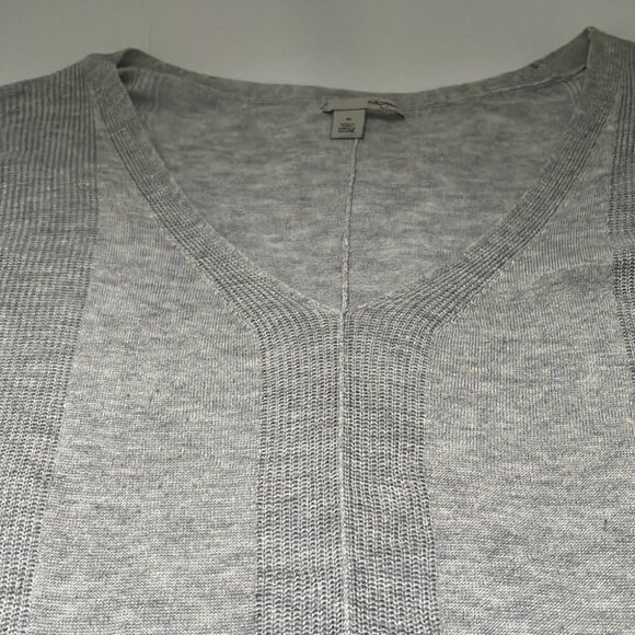 Halogen Oversized Lightweight V Neck Gray Sweater Size Medium - Picture 7 of 15